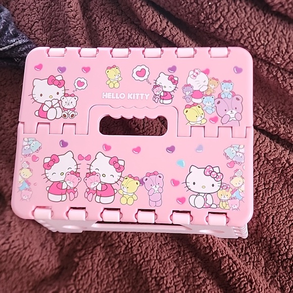 Hello Kitty step stool! - Picture 4 of 5